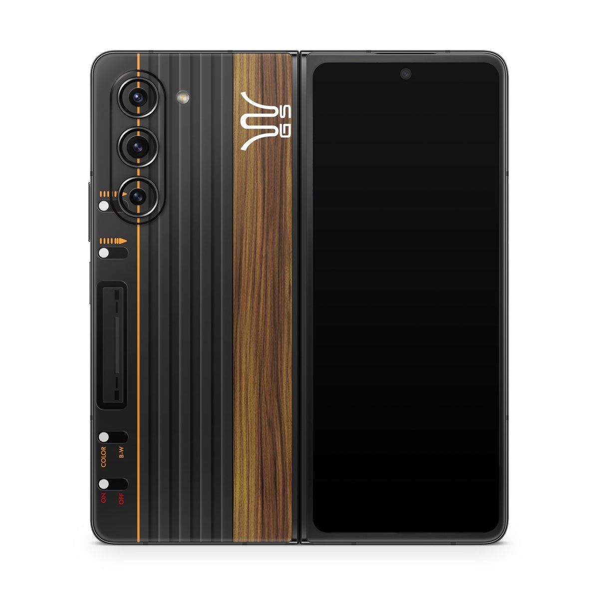 Wooden Gaming System - Samsung Galaxy Z Fold5 Skin