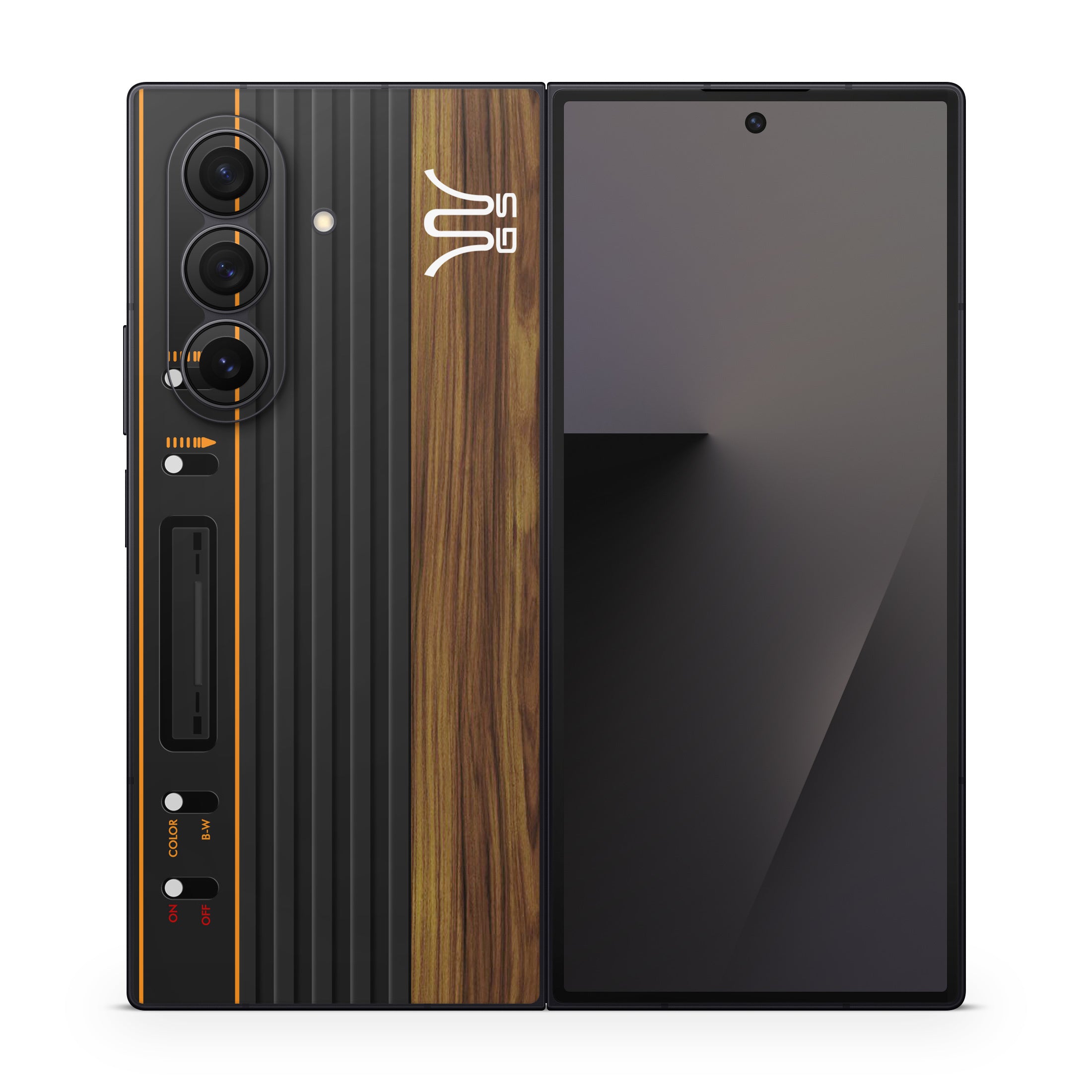 Wooden Gaming System - Samsung Galaxy Z Fold7 Skin