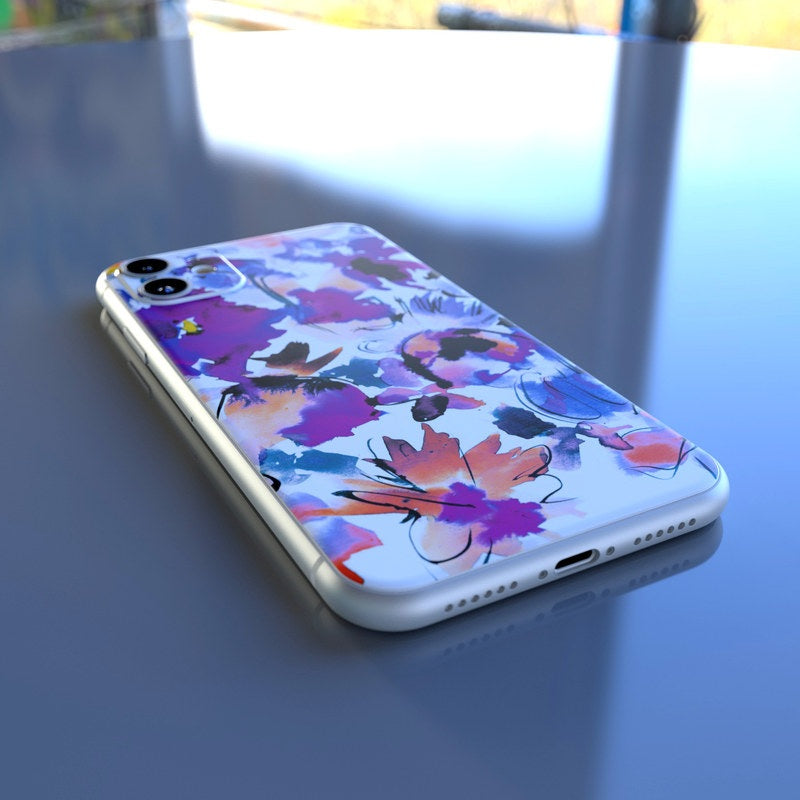Sara - Apple iPhone 11 Skin