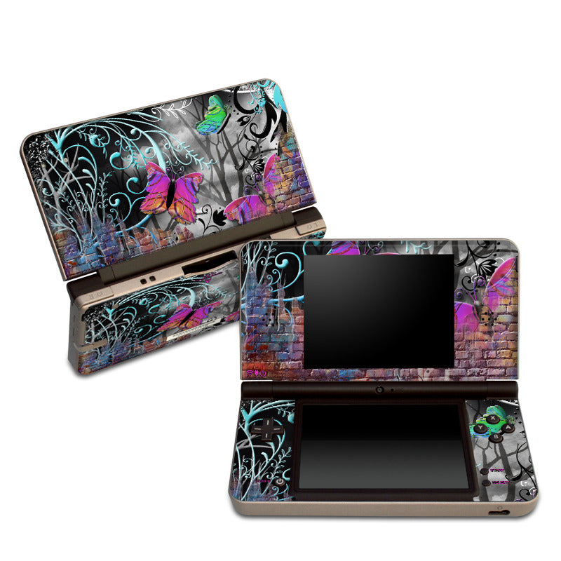 Butterfly Wall - Nintendo DSi XL Skin