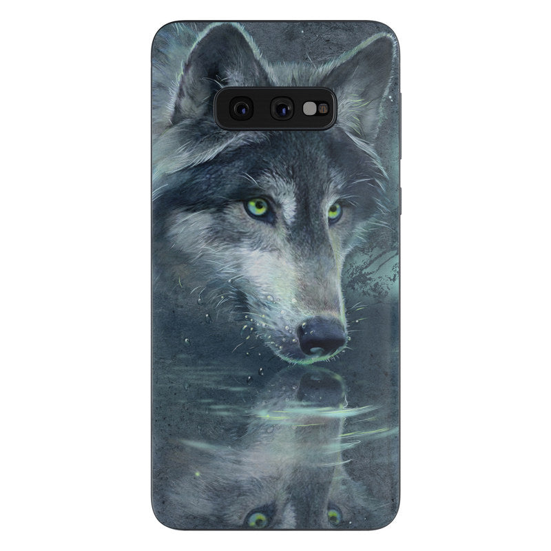 Wolf Reflection - Samsung Galaxy S10e Skin