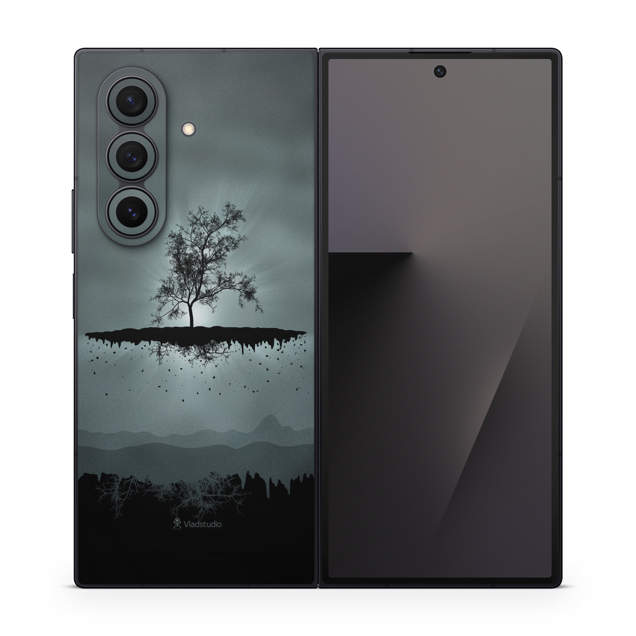 Flying Tree Black - Samsung Galaxy Z Fold7 Skin